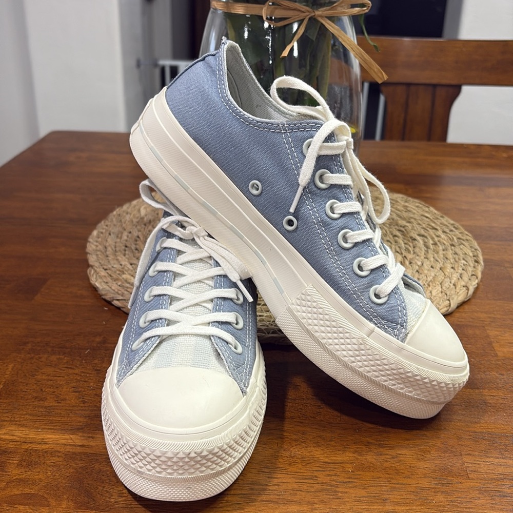 Converse Sneakers - Picture 3 of 7